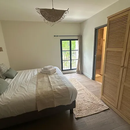 Oda ve Kahvaltı D'hotes Vidal Générac